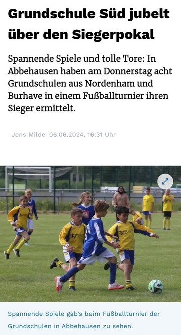 Grundschule Süd jubelt über den Siegerpokal